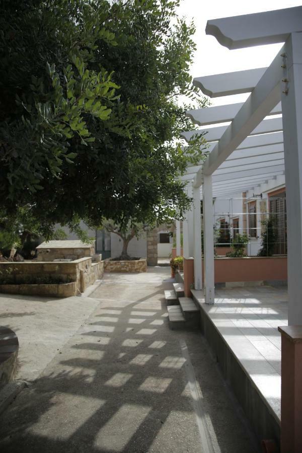 Antico Casale Sul Mare Villa กุสโตนาชี ภายนอก รูปภาพ