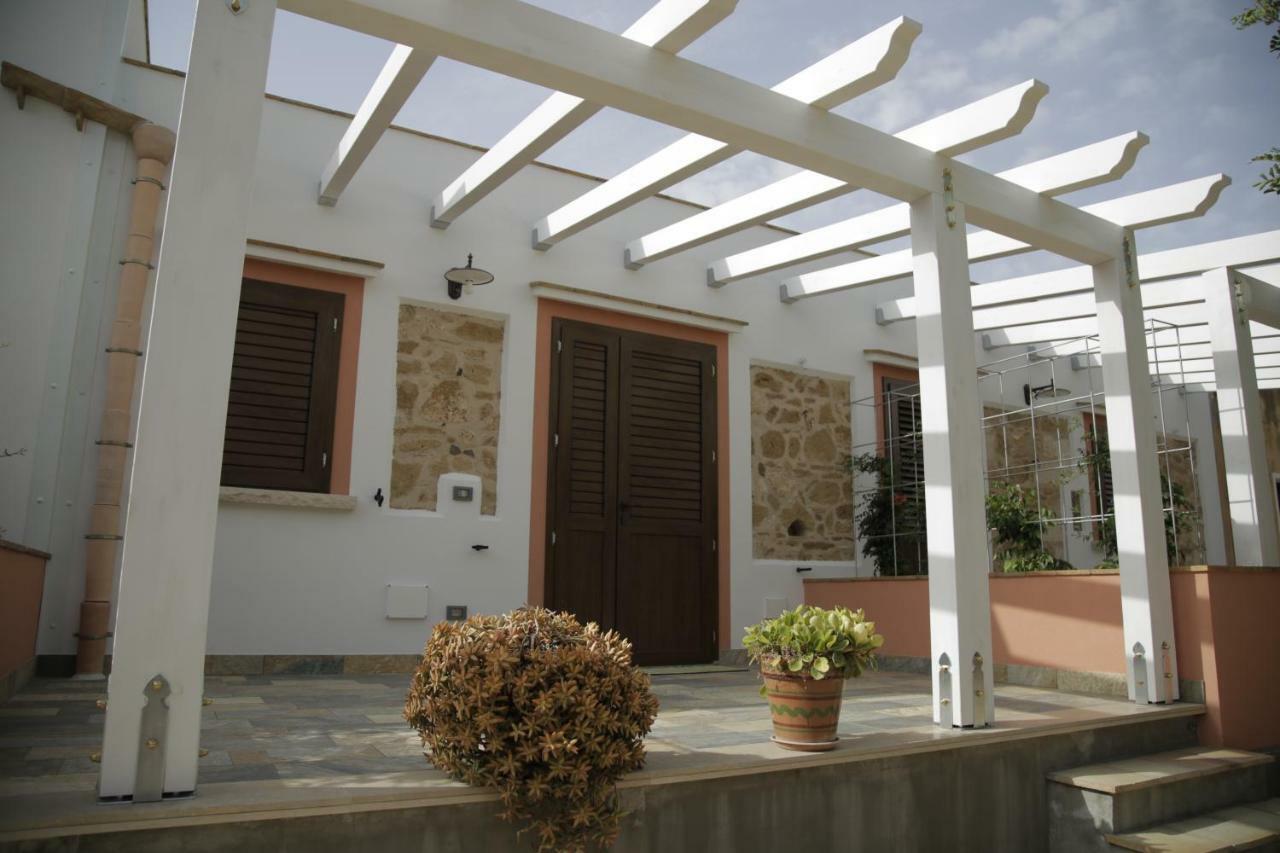 Antico Casale Sul Mare Villa กุสโตนาชี ภายนอก รูปภาพ