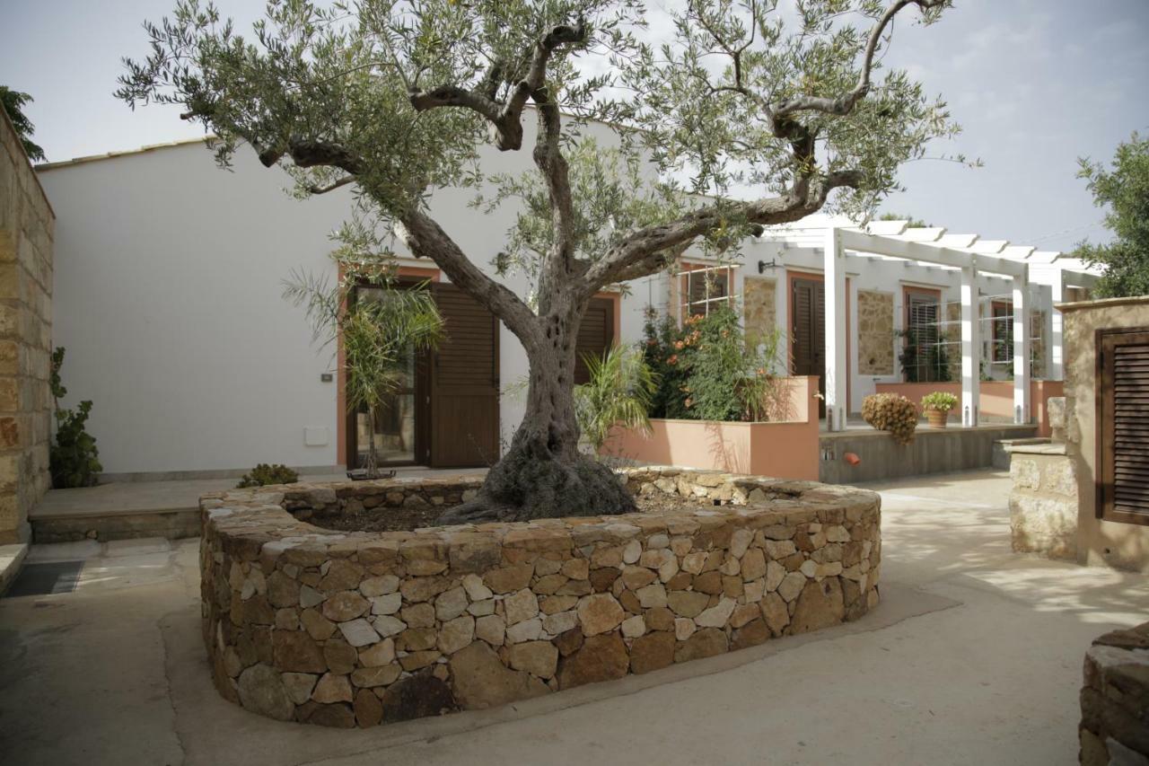 Antico Casale Sul Mare Villa กุสโตนาชี ภายนอก รูปภาพ