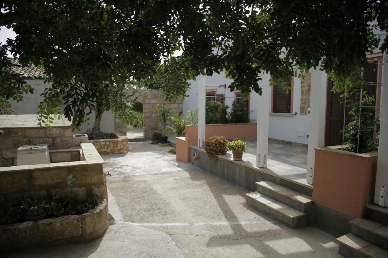 Antico Casale Sul Mare Villa กุสโตนาชี ภายนอก รูปภาพ